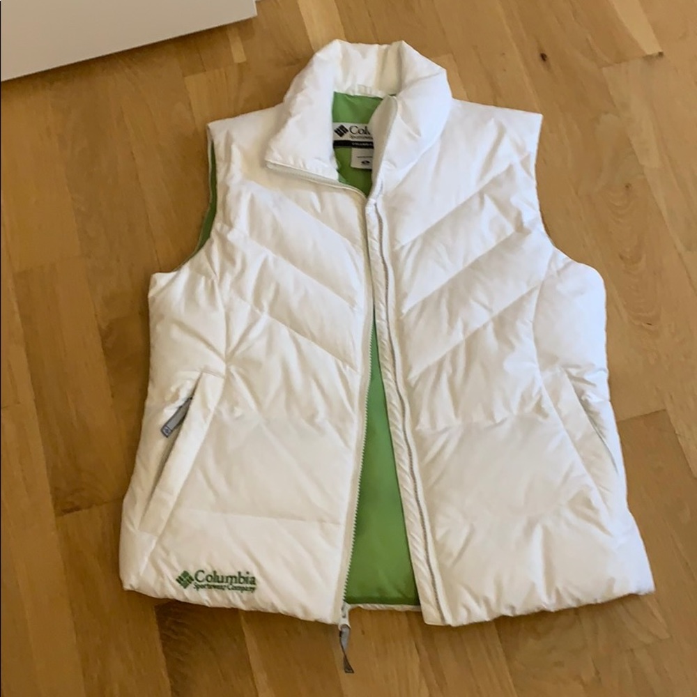 Columbia down vest white M